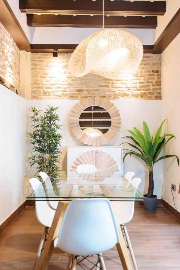 Divi Apartments Villa Reyes 2 Sevilla Exteriör bild