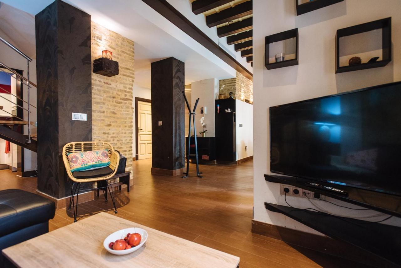 Divi Apartments Villa Reyes 2 Sevilla Exteriör bild